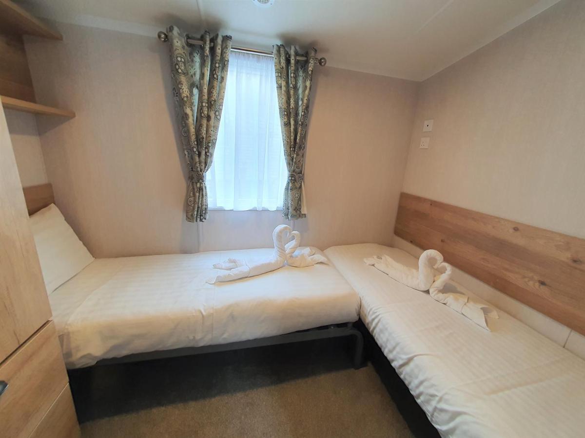Llanrhidian Holiday Park Llanmorlais Ngoại thất bức ảnh