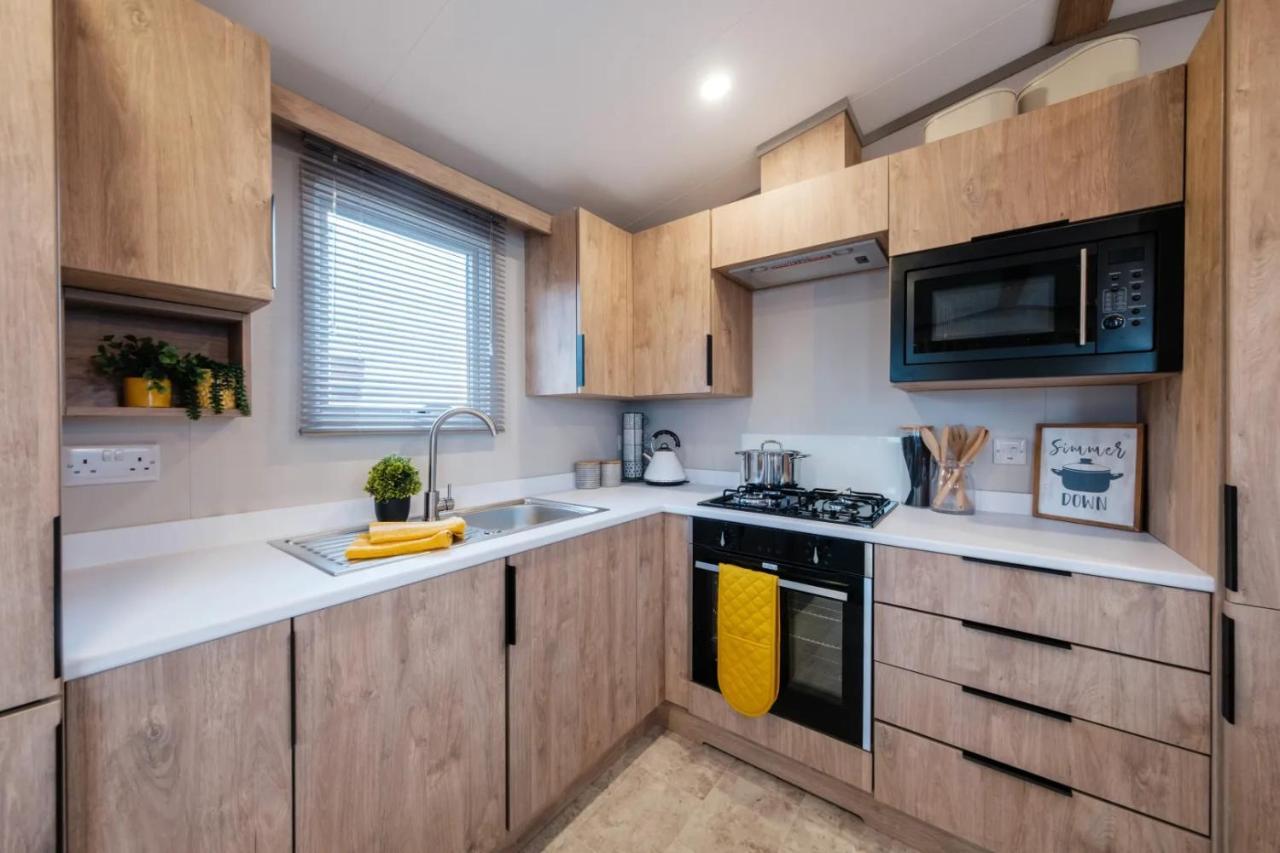 Llanrhidian Holiday Park Llanmorlais Ngoại thất bức ảnh