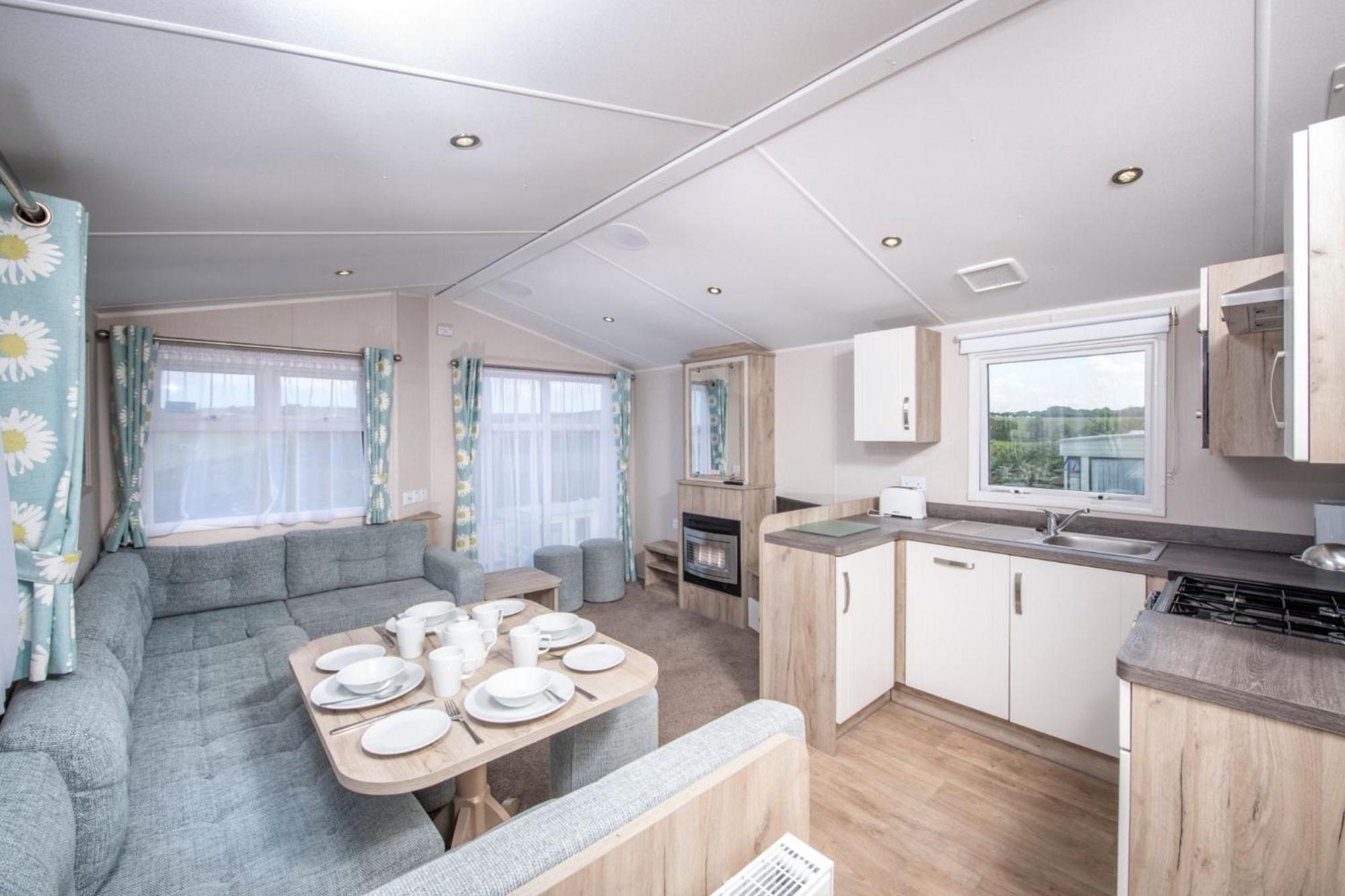 Llanrhidian Holiday Park Llanmorlais Ngoại thất bức ảnh