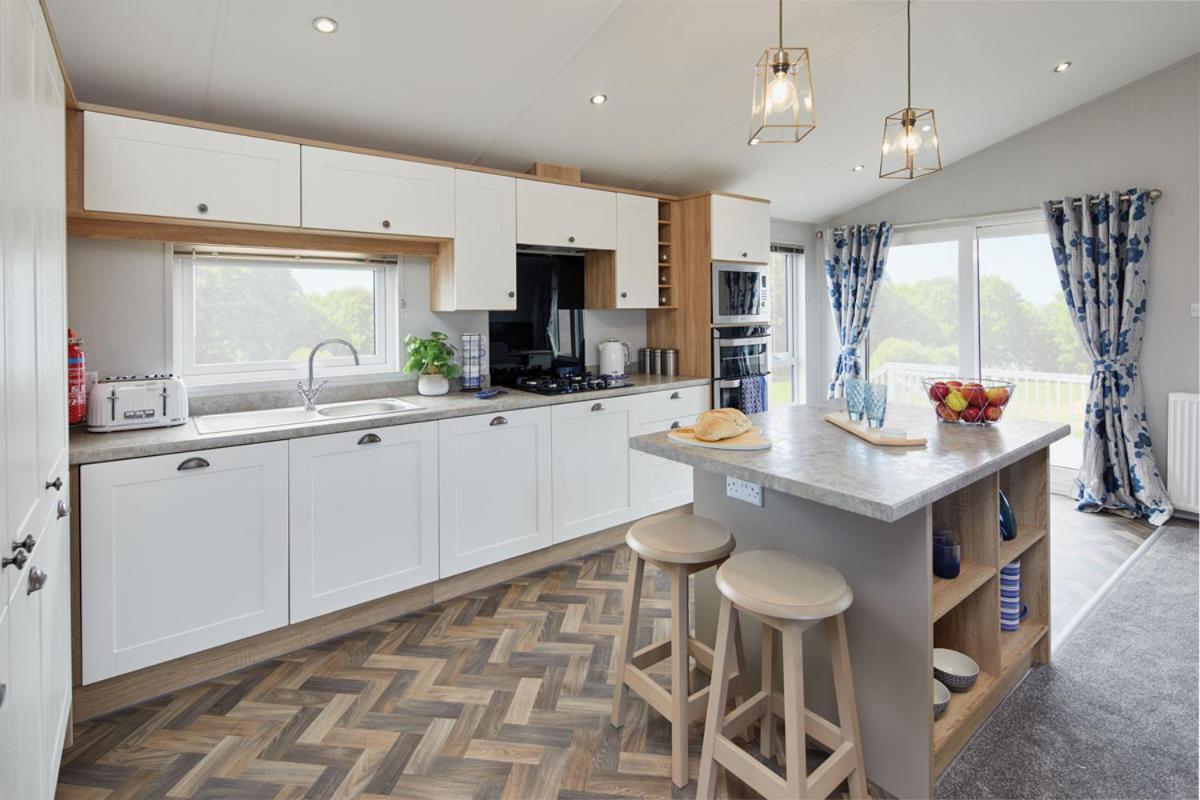 Llanrhidian Holiday Park Llanmorlais Ngoại thất bức ảnh